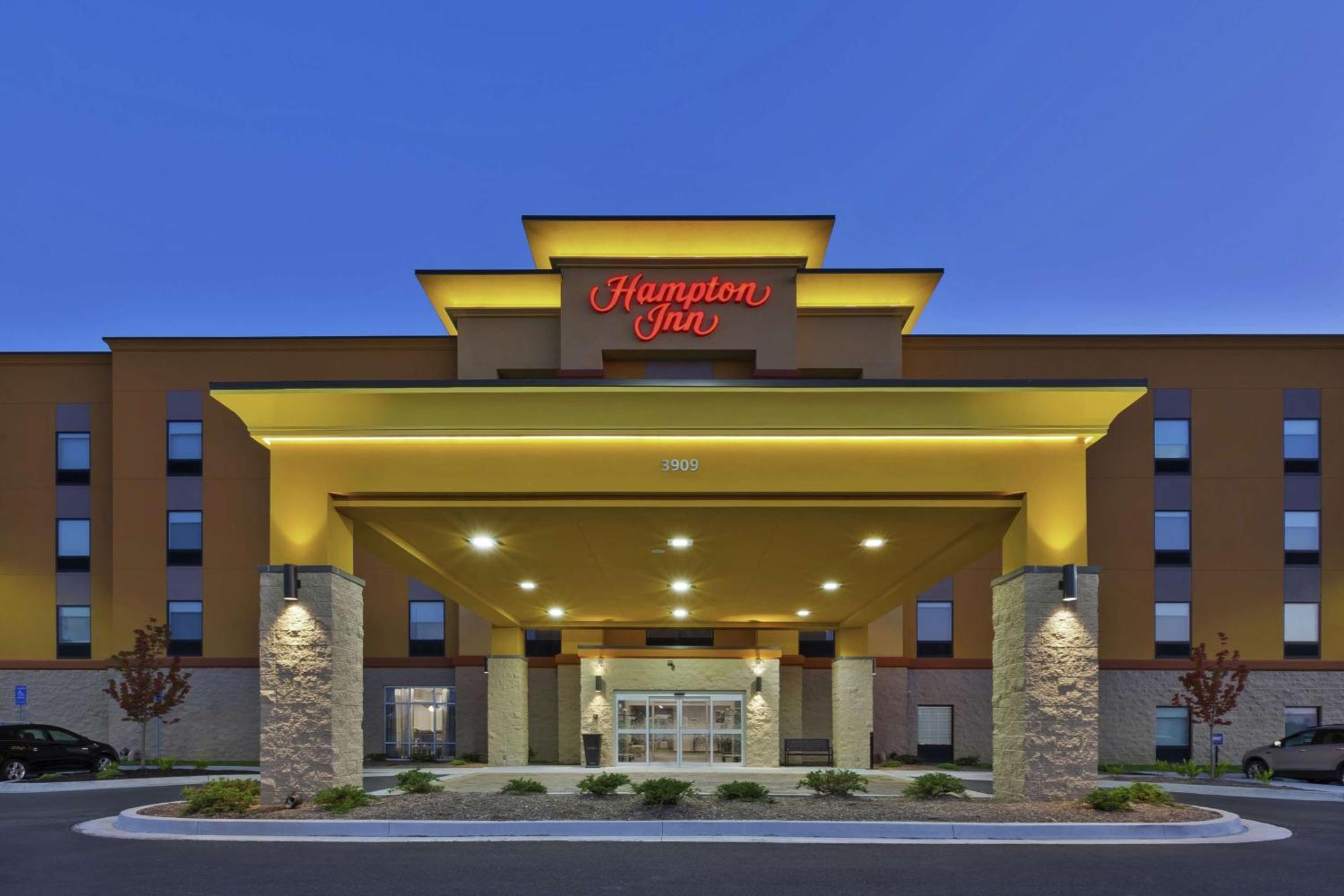 Hampton Inn Sedalia Bagian luar foto