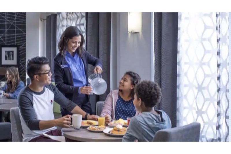 Hampton Inn Sedalia Bagian luar foto